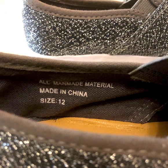 NEW-Girls Metallic glitter vulcanized slip on, size 12 - Picture 11 of 15